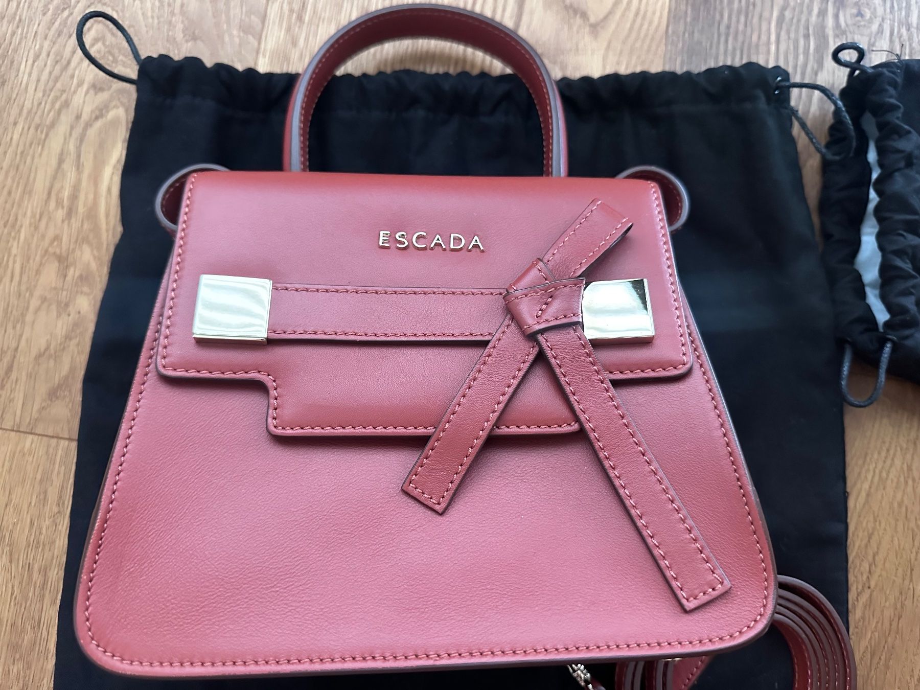 Escada Borse da donna: Escada sac – Nuovo (secondo la descrizione) da St-Légier-Chiésaz venduto da EvaVDRiviera 2