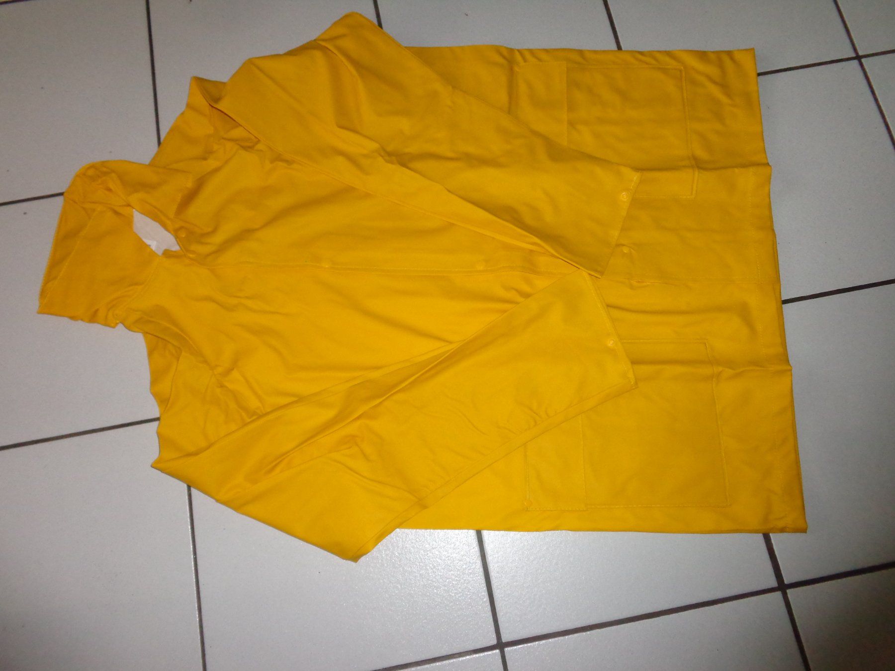 Lotti di vestiti: Regenjacke und Regenhose Neu – Nuovo (secondo la descrizione) da Liestal venduto da Gecko16 6