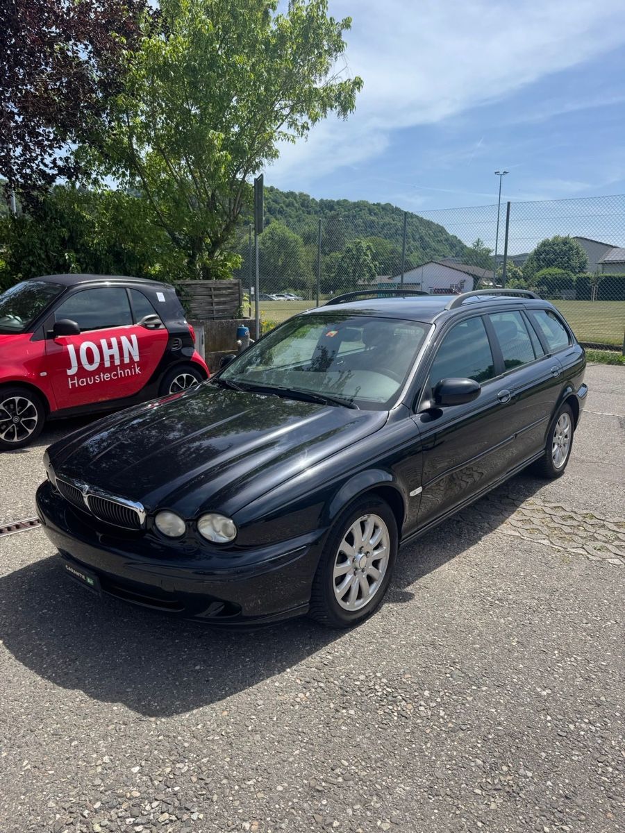 Jaguar Automobili: Jaguar X-Type 2.0D I4 CL – Difettoso da Sissach venduto da transporter16