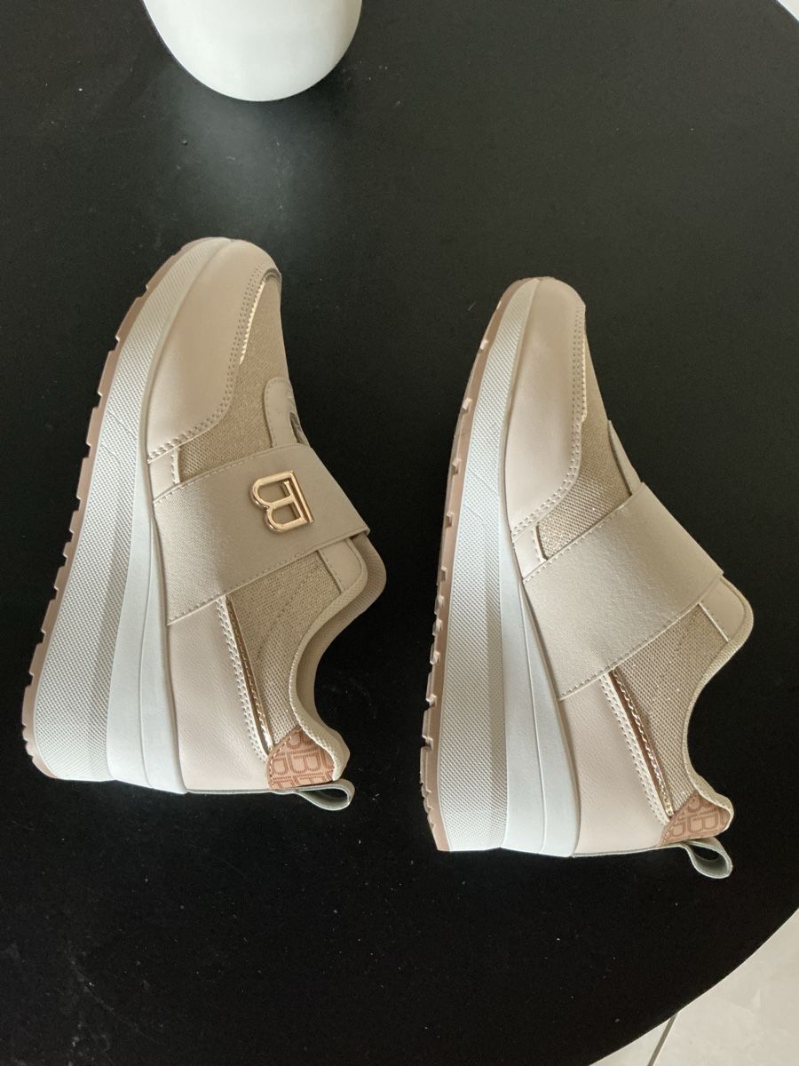 Laura Biagiotti Scarpe da donna: Laura Biagiotti Sneaker  Grösse 38  – Nuovo (secondo la descrizione) da Belp venduto da embudu20 4