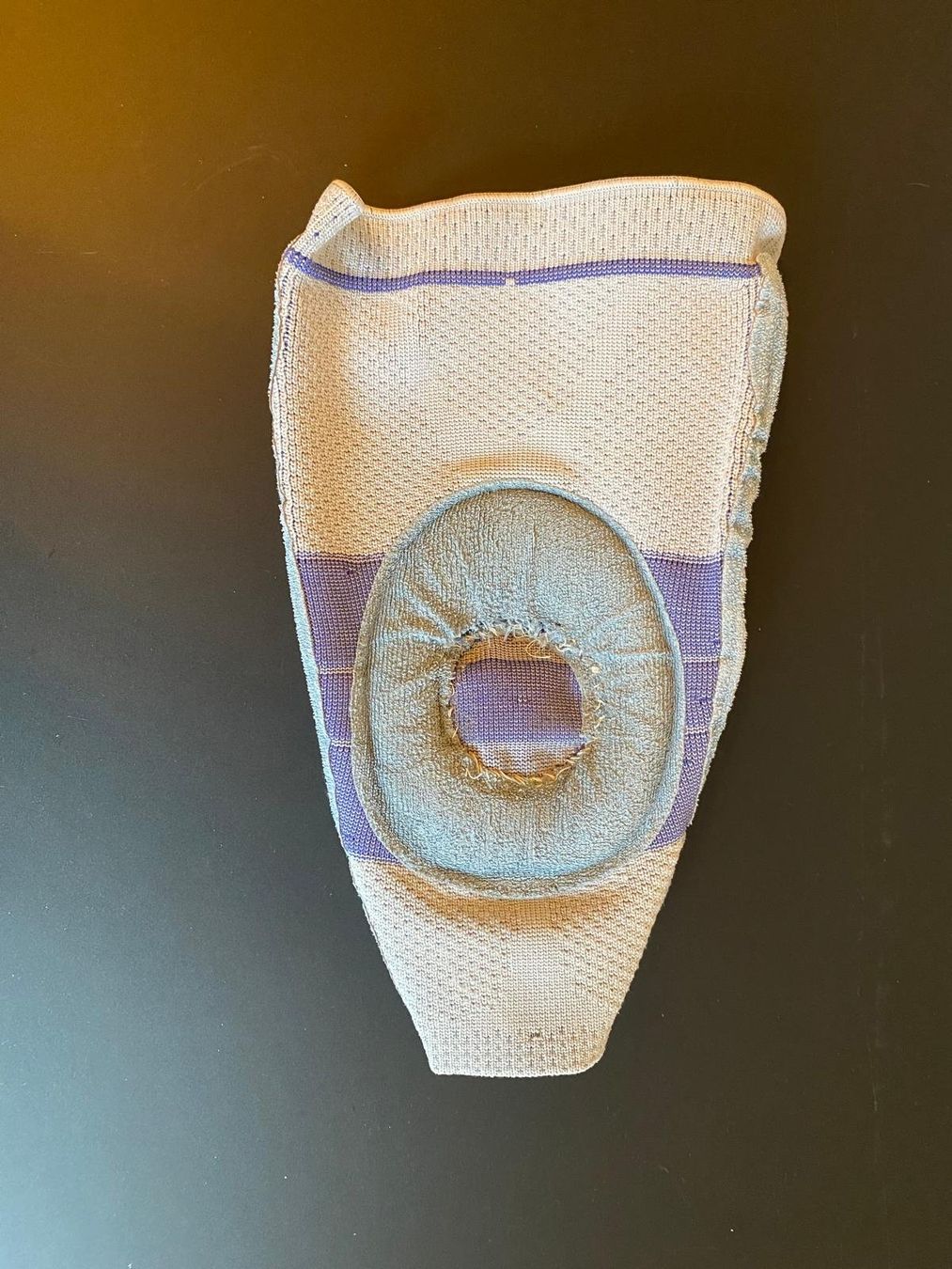 Appareils médicaux: Elastische Kniebandage / Kniestütze gebraucht – D'occasion à Schaanwald par sch_8wqv 1