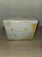 Pokémon 30th Celebration Elite Trainer Box