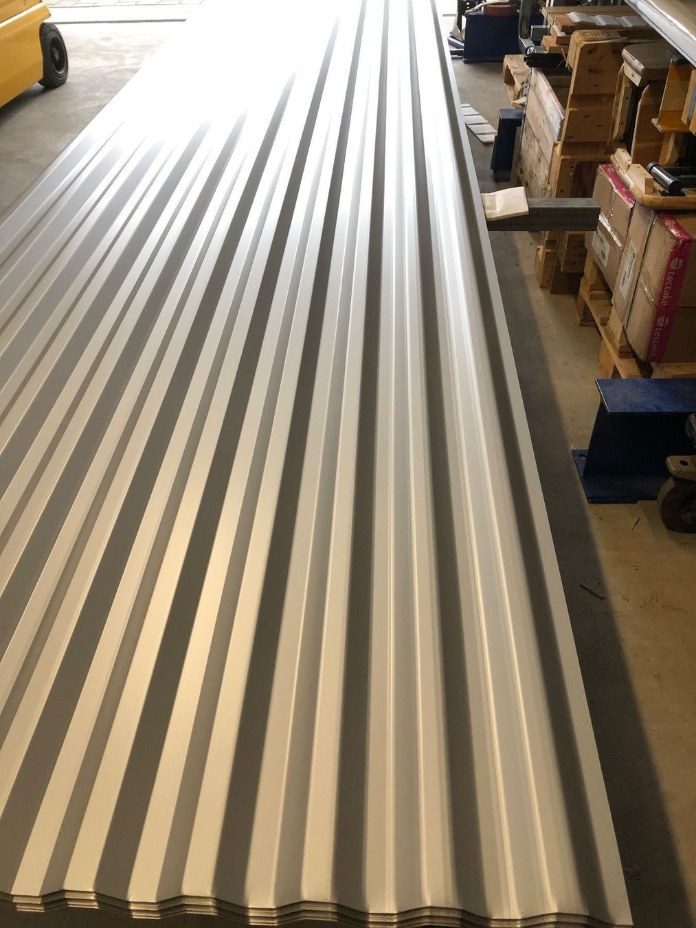 Pareti & Soffitti: 6.5m Trapezblech Wellblech Weissaluminium – Nuovo e nell'imballaggio originale da Bichelsee venduto da 123Tremp321