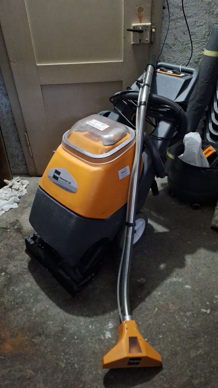 Tutte le macchine: Sprühextrahiergerät Taski Aquamat 30 – Usato da Zürich venduto da kartusch035 2