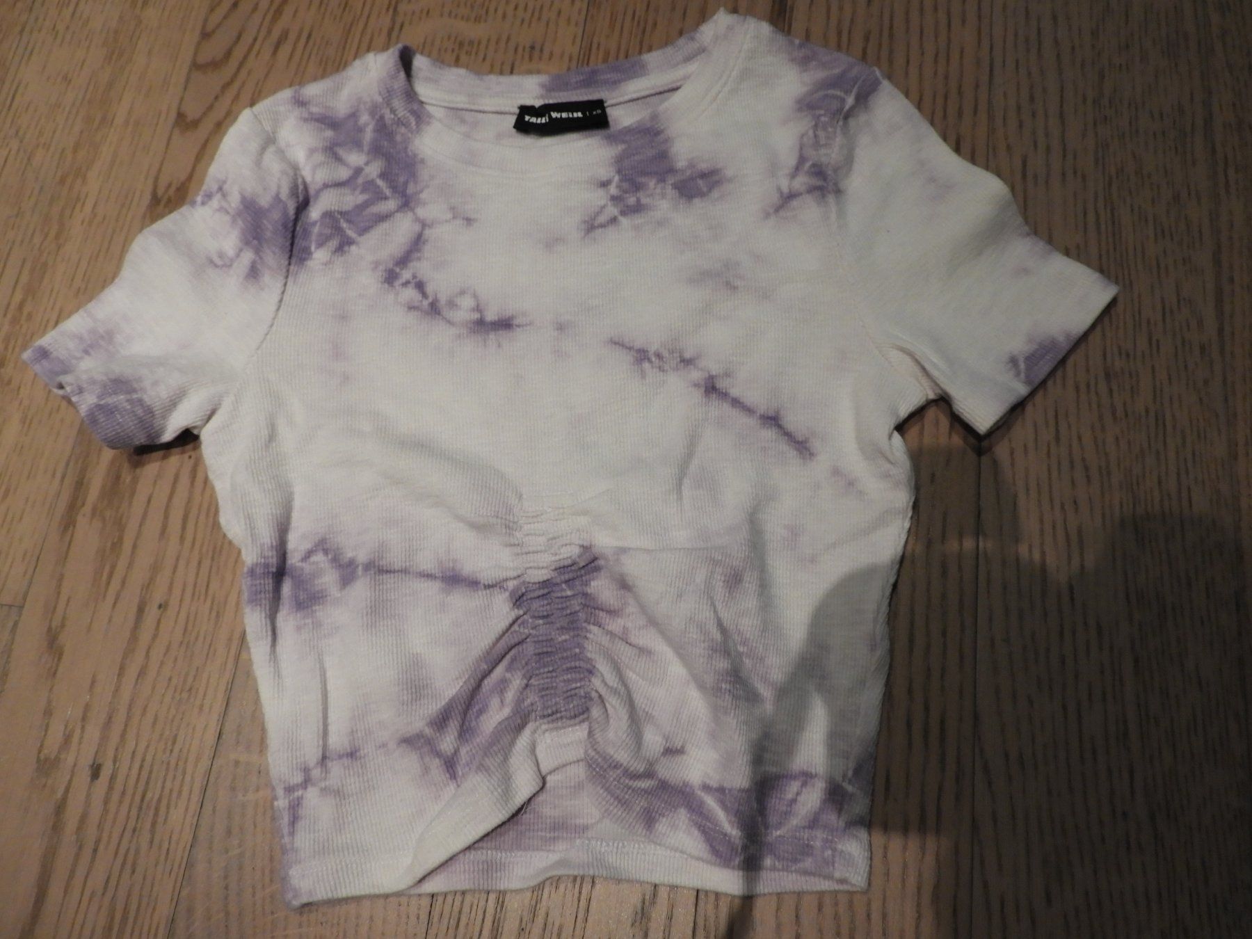 Tally Weijl Camicette, T-shirt & Top: Crop Top im Batik-Look Grösse XS – Usato da Hergiswil NW venduto da Noema2006