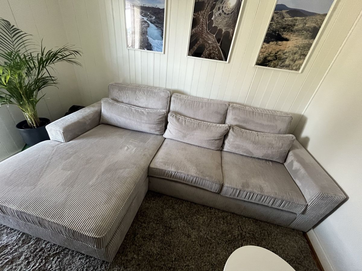 Divani: Modernes Sofa in Beige/Greige – Nuovo (secondo la descrizione) da Frauenfeld venduto da mar_ms6s