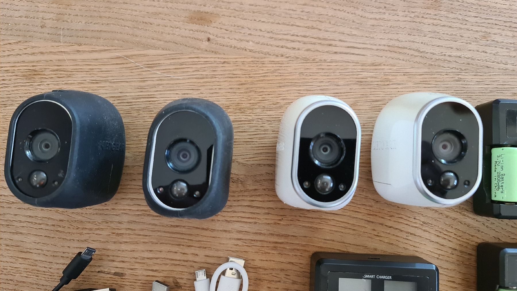 Arlo Alarmanlagen: Arlo Sicherheitskamera – Gebraucht aus Wetzikon ZH von Wolfsrudel2 4