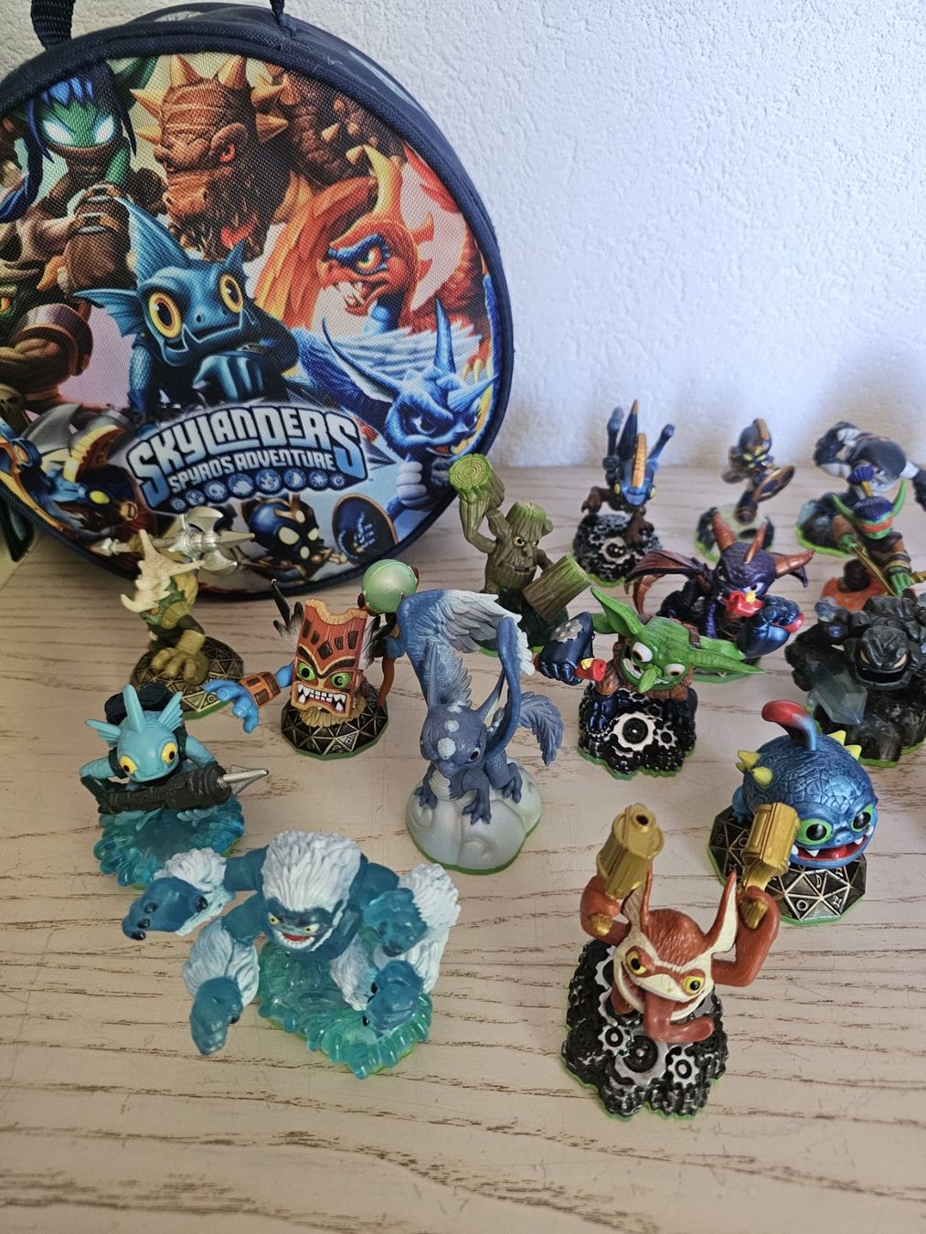 Statuette: Ensemble de figurines Skylanders Spyro's adventure – Usato da Châtelaine venduto da Hey_19 3