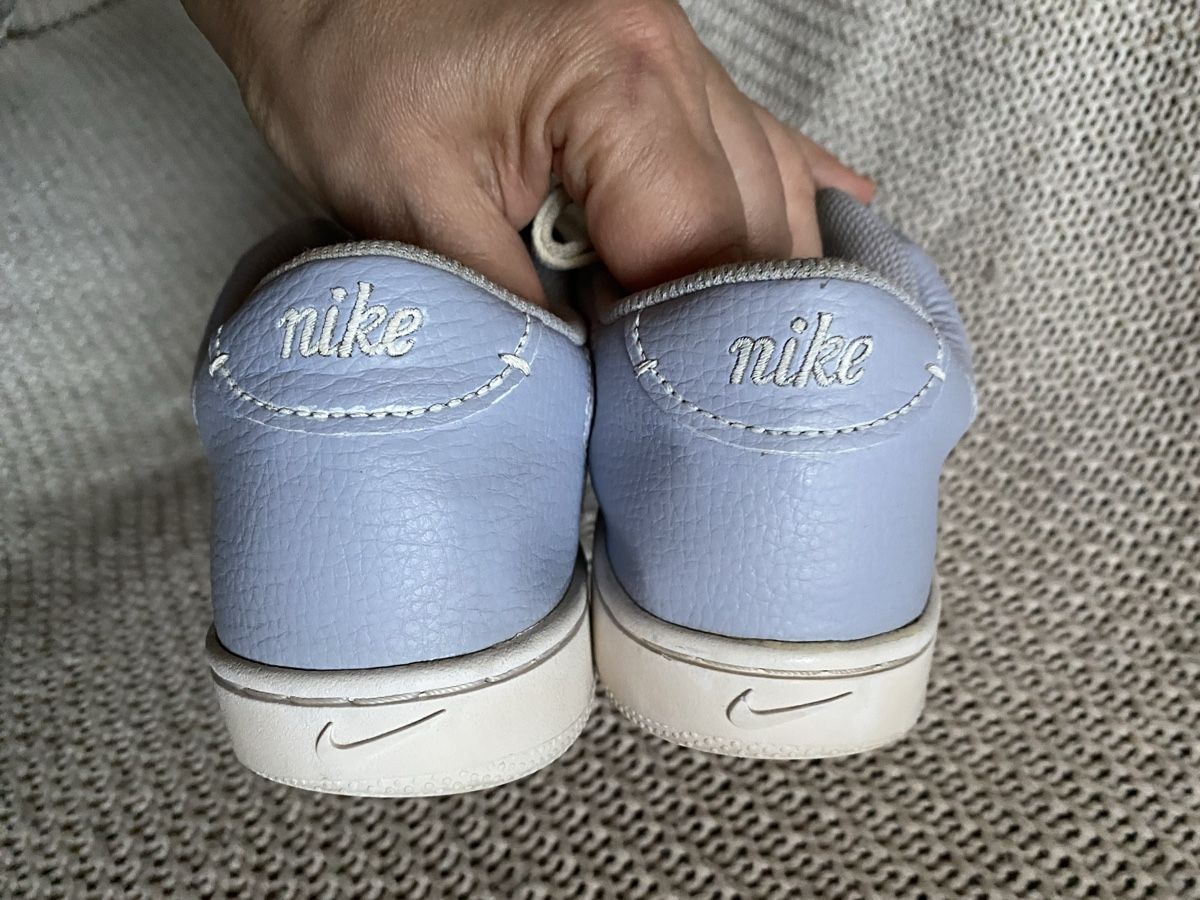 Nike Herrenschuhe: Baskets Nike bleu clair cuir 41 – Gebraucht aus Geneve von Monthoux13 2