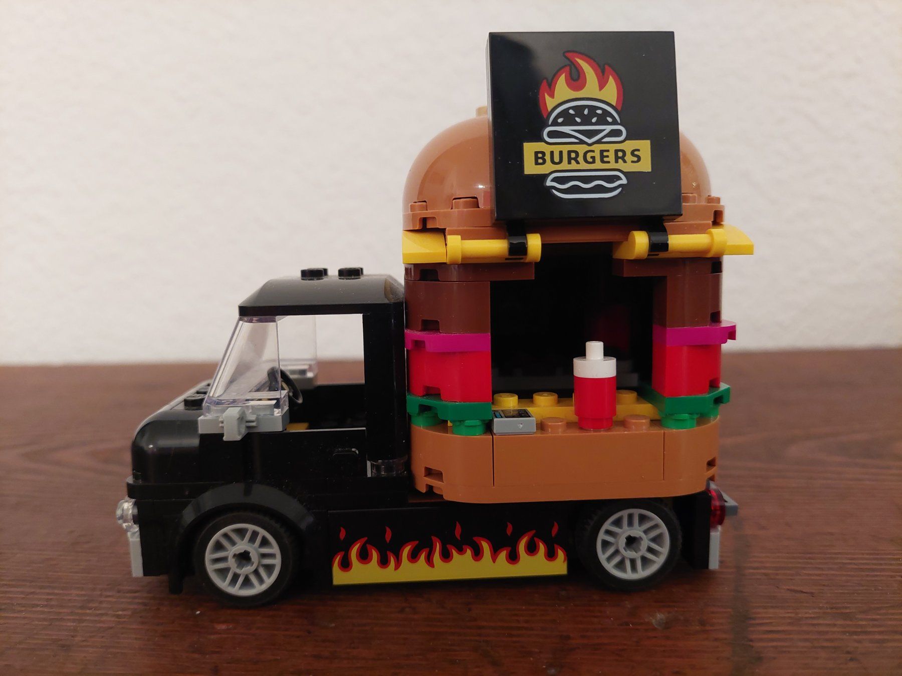 Lego Kit di costruzioni: LEGO City Burger Van 60404 – Usato da Möhlin venduto da Kecksli 2