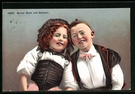 Berner Bueb und Meitschi in Trachtenklei