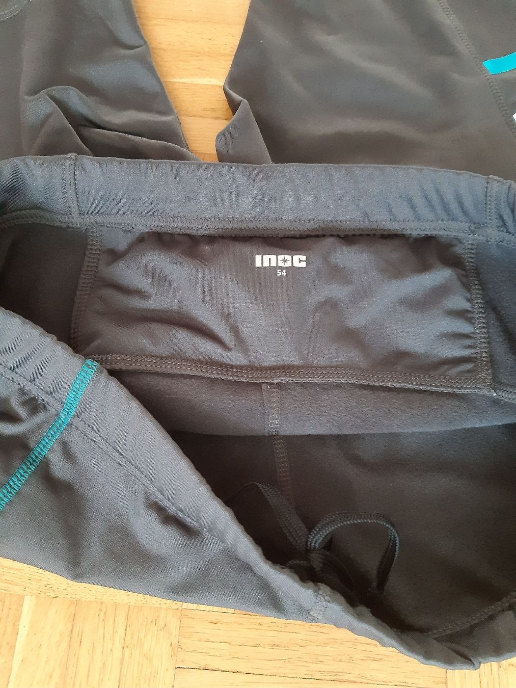Pantaloni: Herren-Jogginghosen – Nuovo (secondo la descrizione) da Aarau venduto da crissta 5