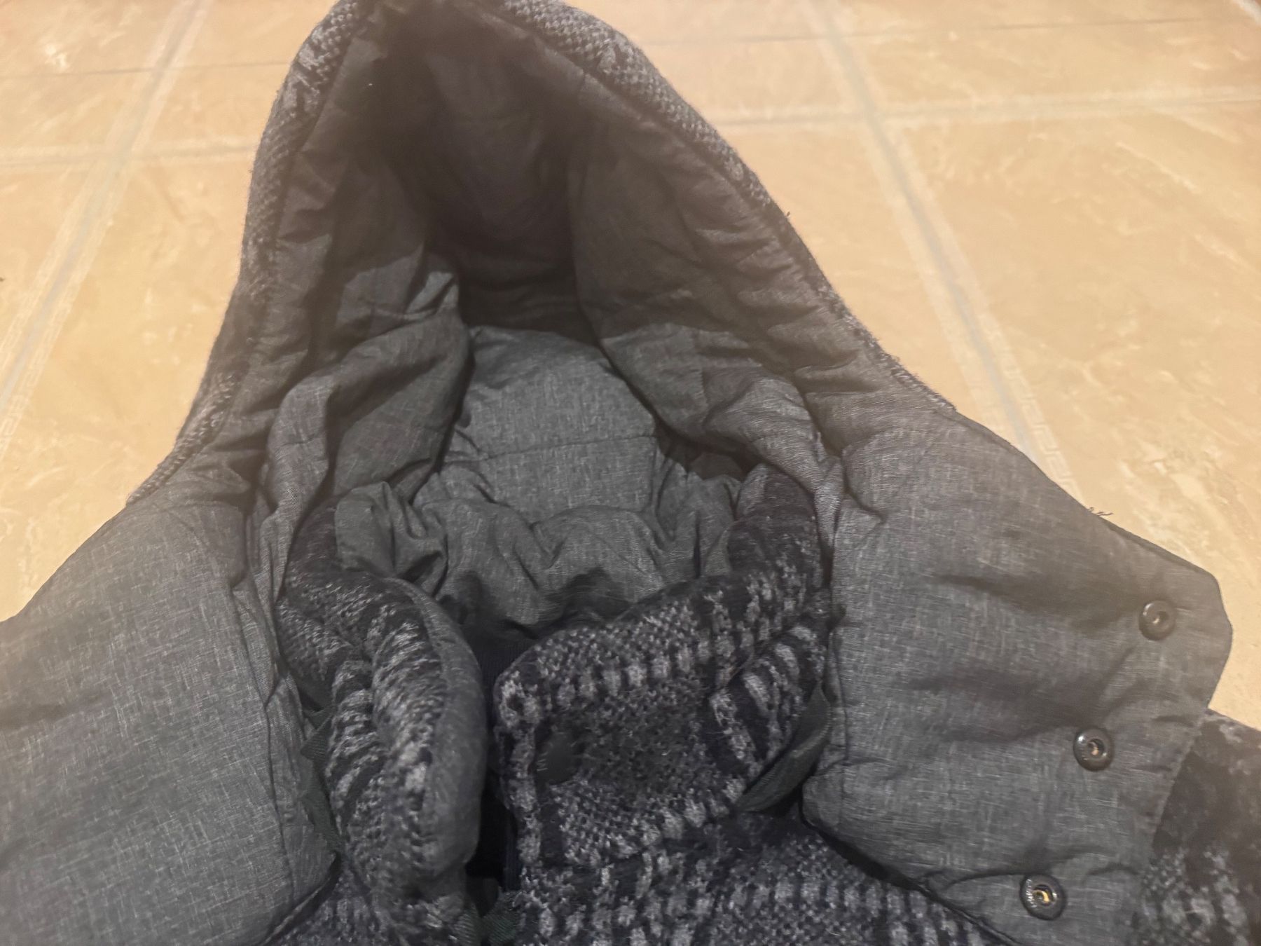 Moncler Jacken: Moncler warme NWT Winterjacke, 5 Np 1400 Fr – Gebraucht aus Klingnau von Markus14 8
