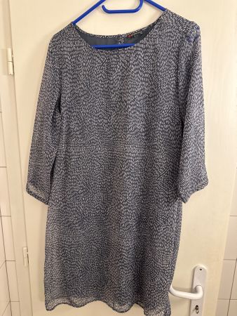 Kleid Street one