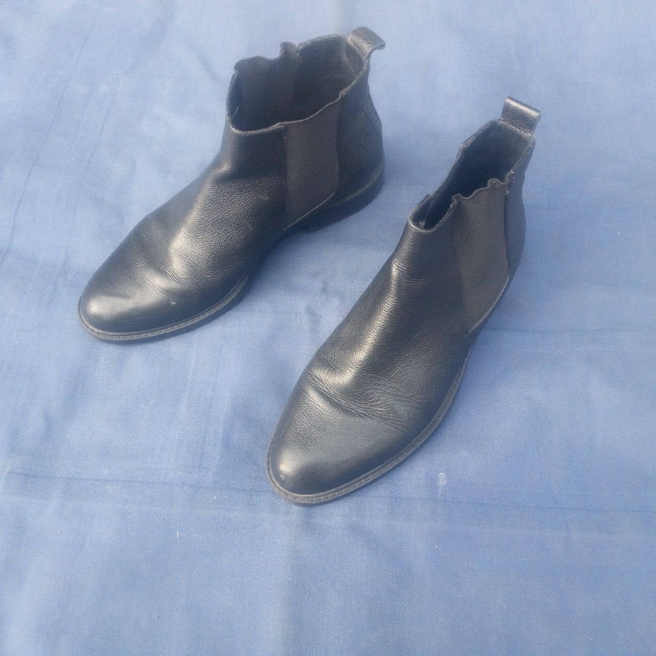 Scarpe da donna: Schwarze Lederstiefeletten, Grösse 37 – Usato da Luzern venduto da toenu23 1