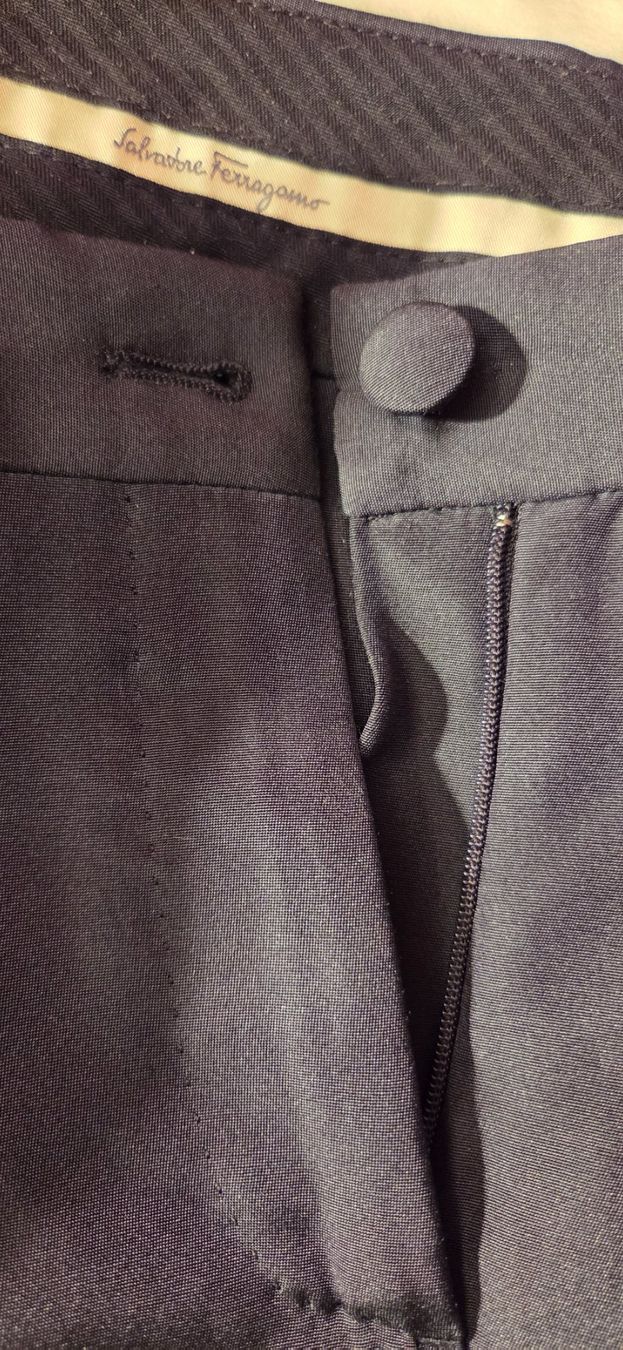 Salvatore Ferragamo Pantaloni: Hose FERRAGAMO Gr. 40 Wolle NEU – Nuovo e nell'imballaggio originale da Wettswil venduto da doe_x6nz 3