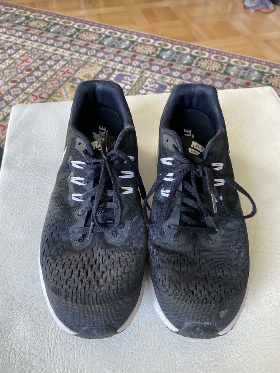 Nike Scarpe da uomo: Nike Zoom Winflo 4 Grösse 46 – Usato da St.Gallen venduto da 30books 1