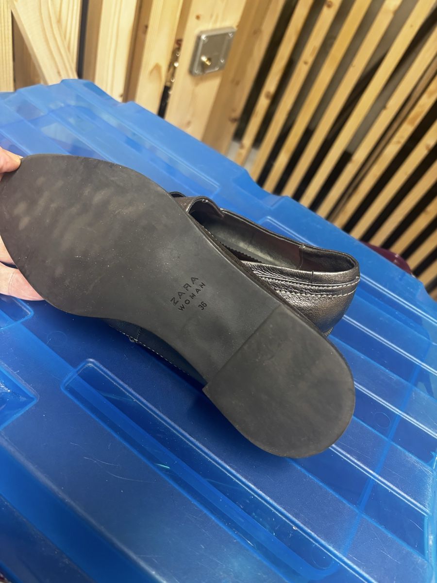Zara Damenschuhe: Zara goldene Loafer Gr. 36 – Gebraucht aus Zürich von engebrunau 3