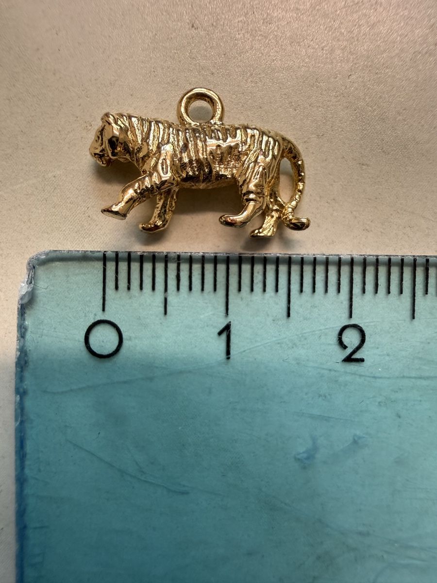 Anhänger: Goldener Tiger Anhänger, Glücksbringer – Gebraucht aus Volketswil von cinicini 4