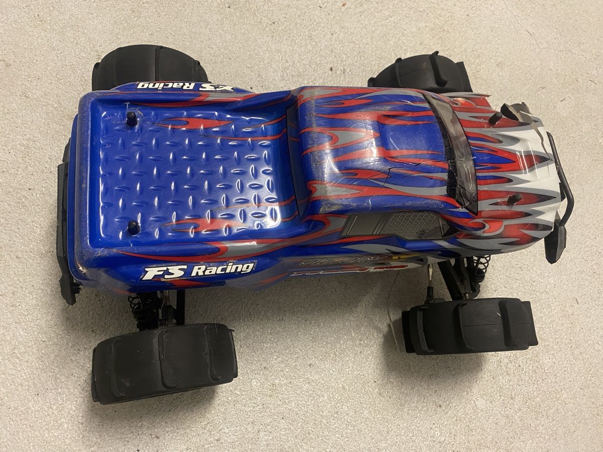 Modellismo RC: Ferngesteuertes Auto F5 Racing – Usato da Dottikon venduto da Wolf83 1