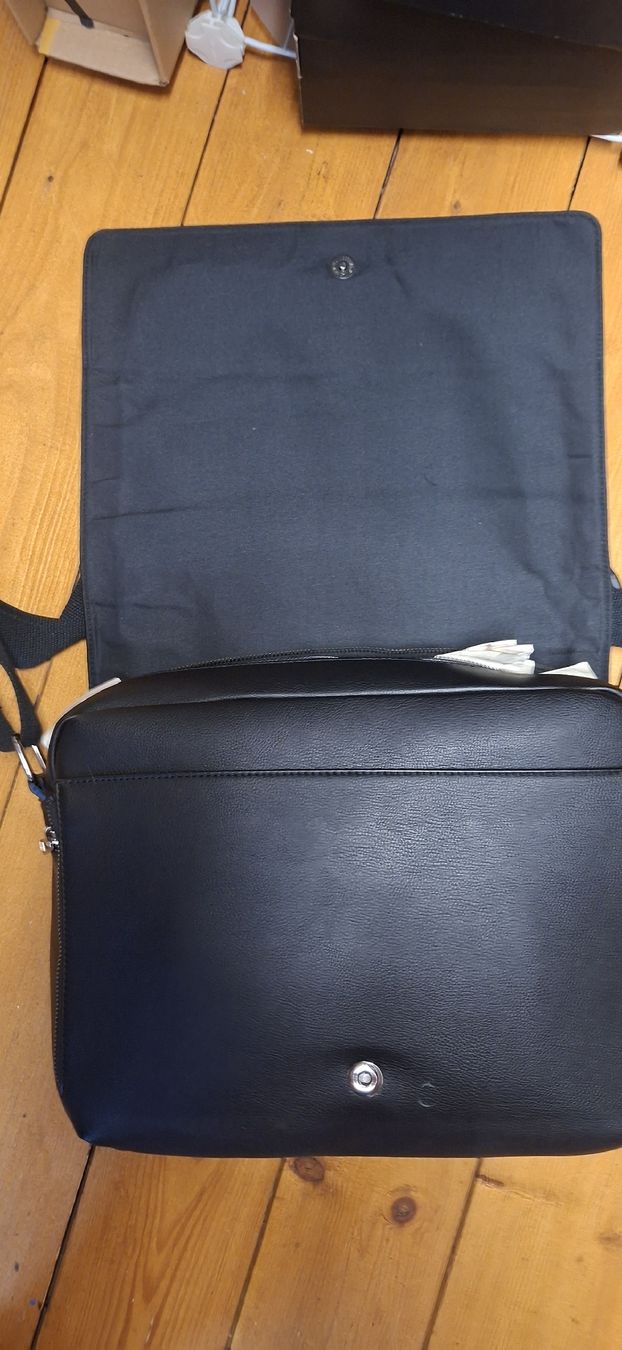 Taschen: Laptop Tasche – Neu und originalverpackt aus Camignolo von Hakunamat5 1