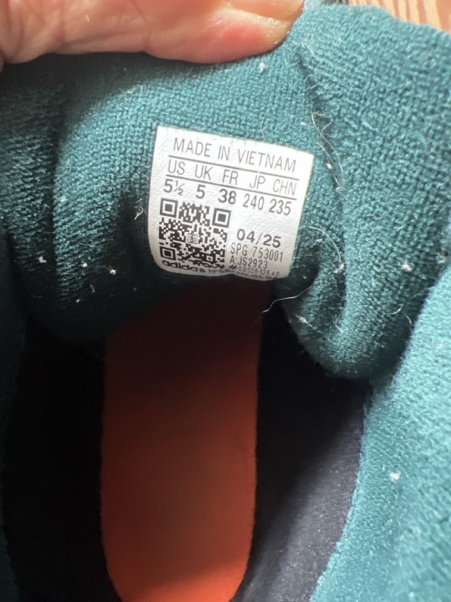 Adidas Herrenschuhe: Adidas Terrex Winter Boots Size 38 – Gebraucht aus Zürich von tsw_f52q 5