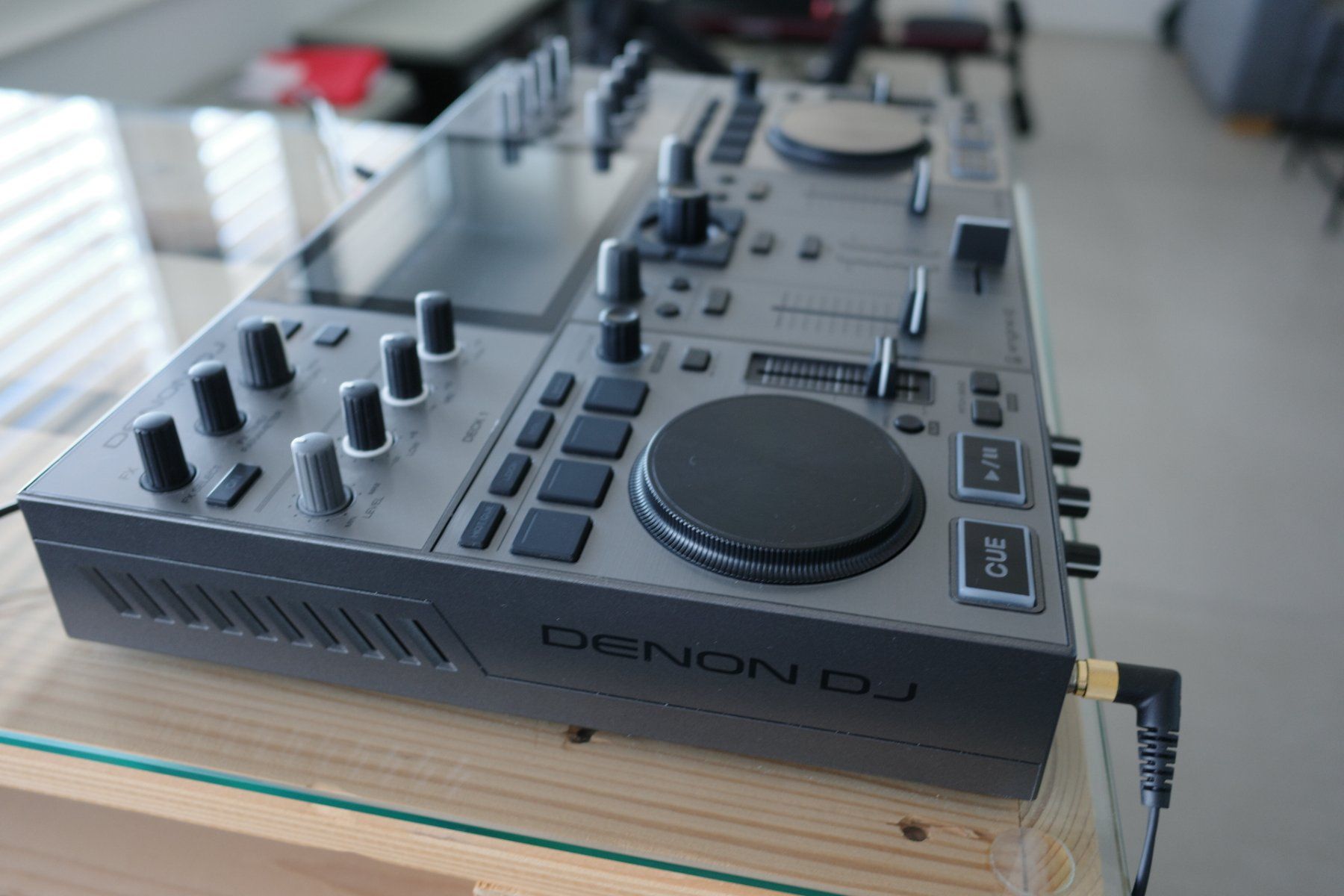 Denon Platines de mixage: Denon DJ Prime GO+ – D'occasion à Frauenfeld par sebrew 3