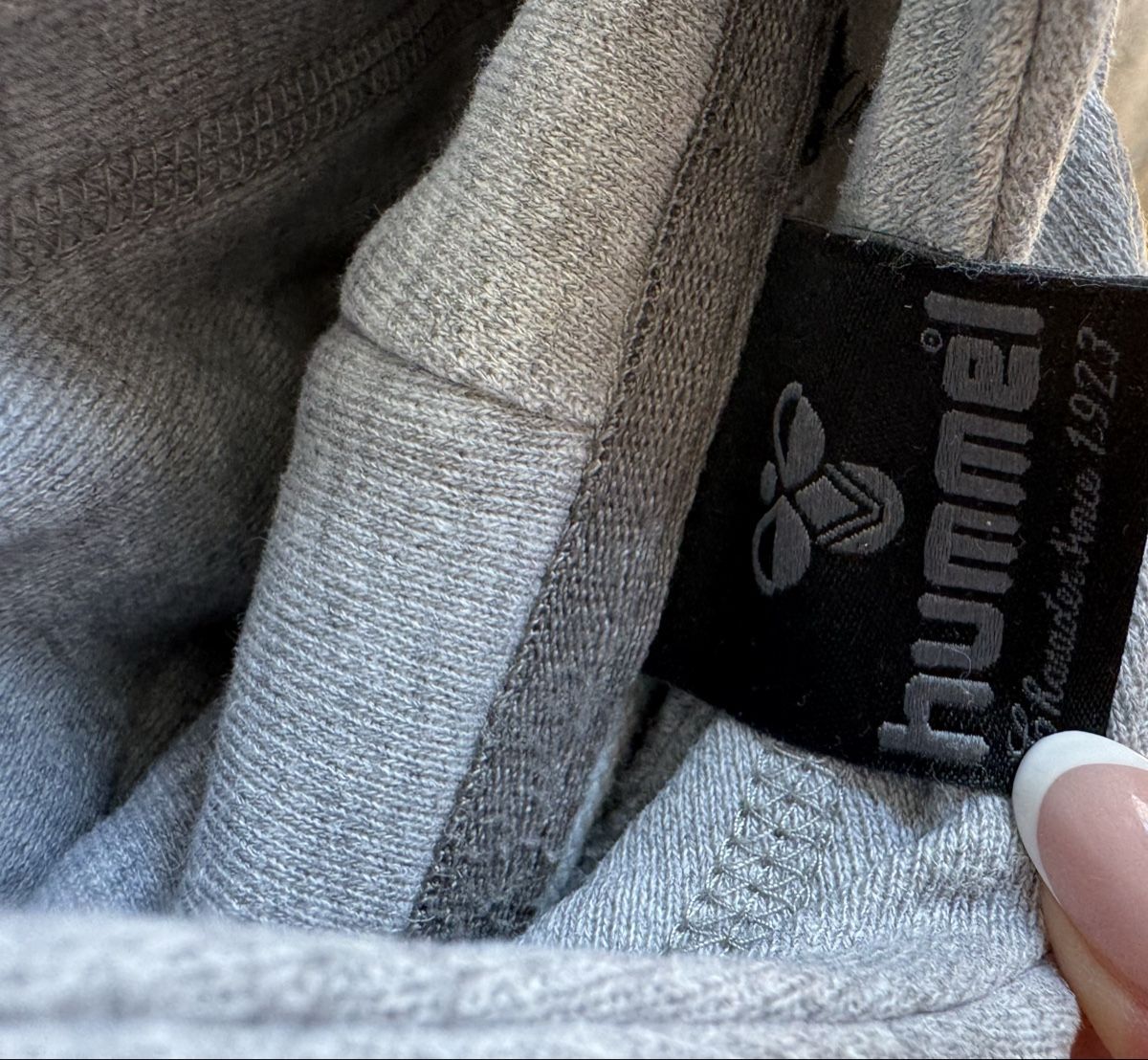Hummel Pullover & Sweatshirts: Hummel Kapuzenpullover grau, Grösse L – Gebraucht aus Amriswil von fabiiana_b 2
