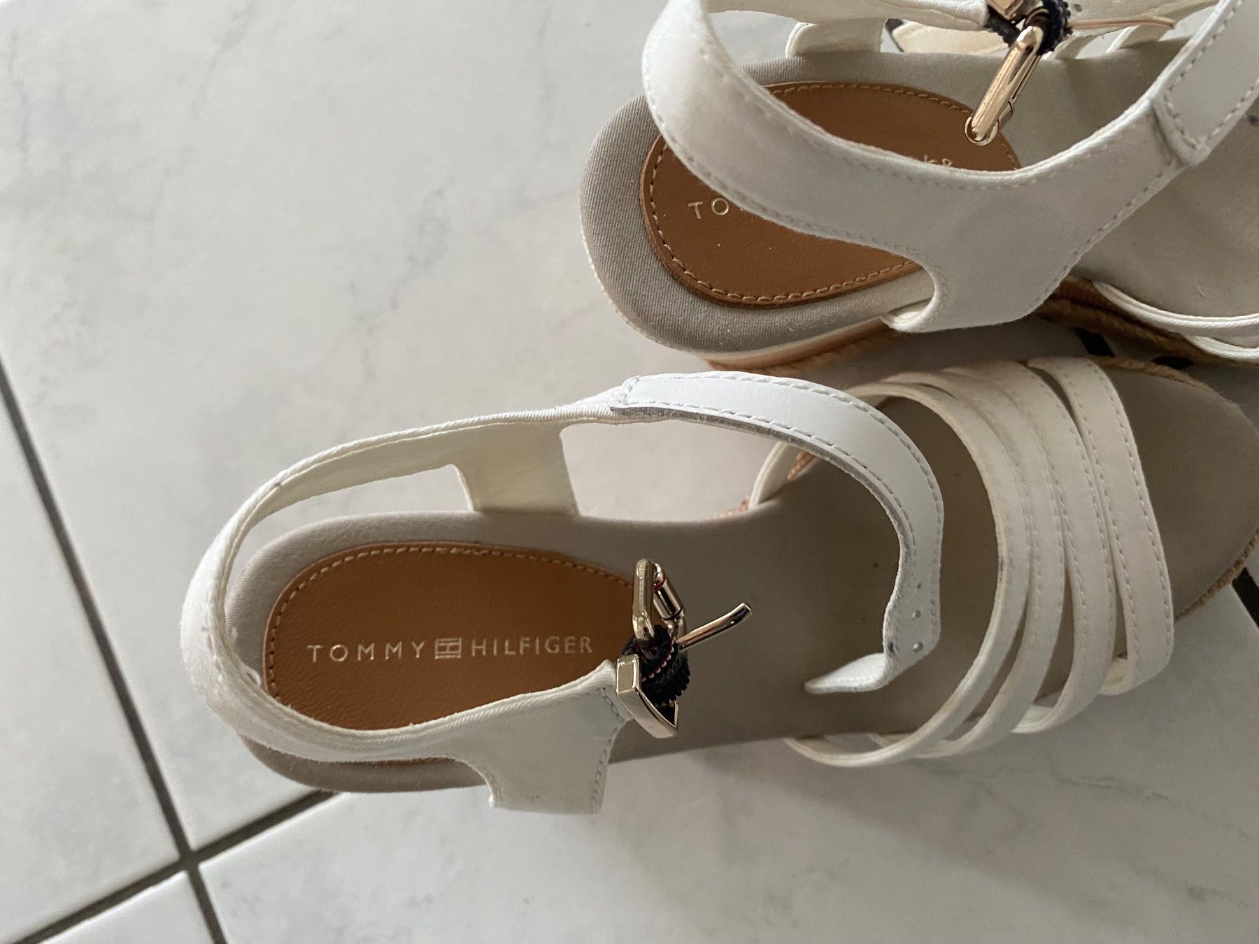 Tommy Hilfiger Scarpe da donna: Keilsandale Tommy Hilfiger – Nuovo (secondo la descrizione) da Schmerikon venduto da vasso72 2