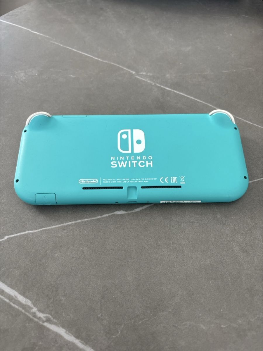 Nintendo Konsolen: Nintendo Switch Türkis – Gebraucht aus Chur von UFO_8ymf 1