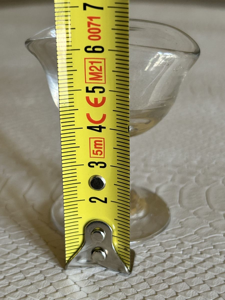 Verres: Kleines Augenbadeglas mit Fuss – D'occasion à Düdingen par Reconflo 2