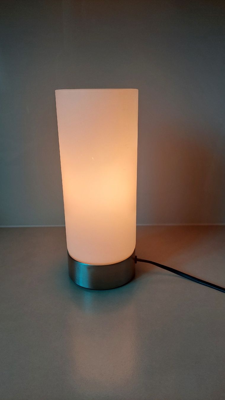 Lampen: Tischlampe – Gebraucht aus Wisen SO von Shopoholiker 1