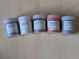 Schmuckemail Königsblau, 3x Schwarz und Karfinalrot