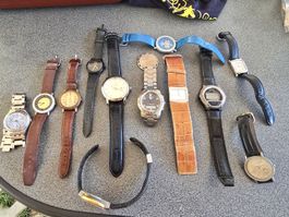 Armbanduhren Konvolut Herrenuhren Damenuhren diverse Marken