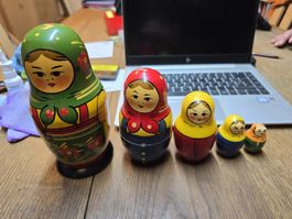 Matroschka Puppen Set 5-teilig Holz bemalt (Q)