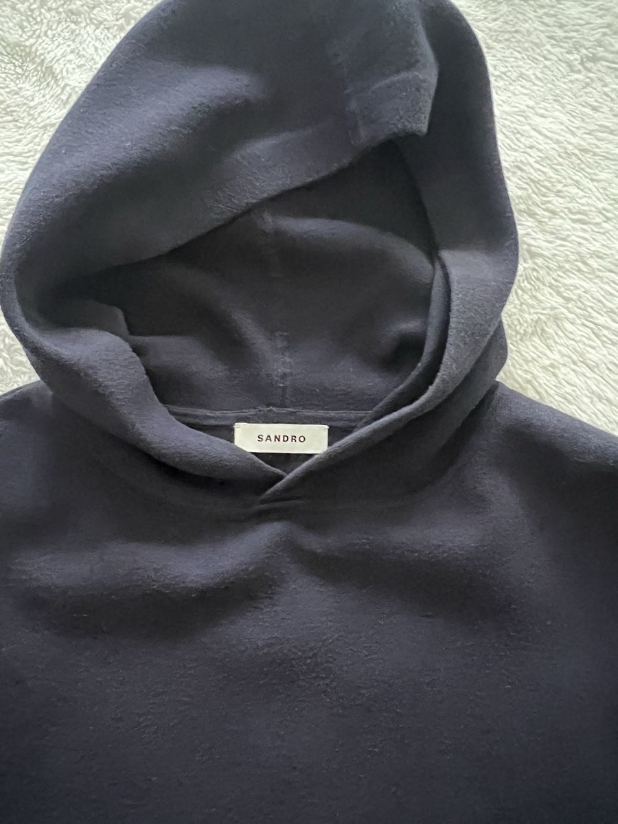 Sandro Pullover & Sweatshirts: Pull capuche bleu marine Sandro  – Neu (gemäss Beschreibung) aus Genève von mel89 1