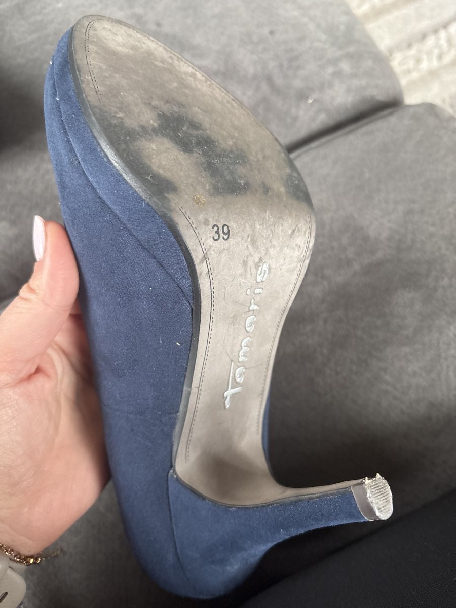 Tamaris Damenschuhe: Tamaris Pumps Gr. 39, Dunkelblau – Gebraucht aus Wila von _mine18 1