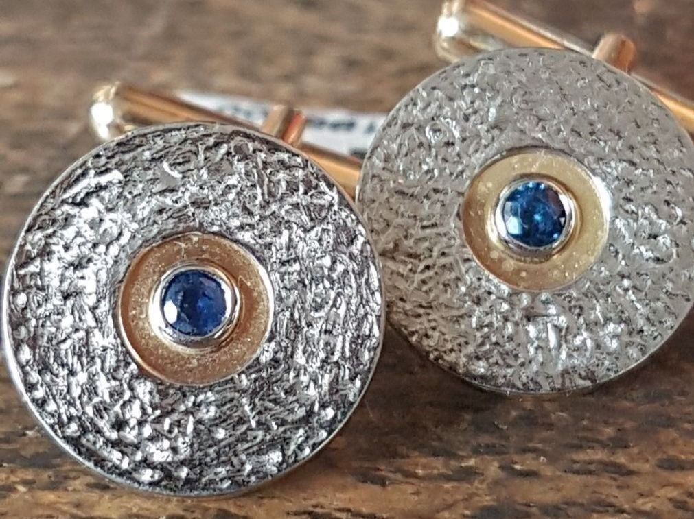 Boutons de manchette: Handgefertigte Manschettenknöpfe – Neuf (Voir description) à Unterägeri par Altgoldschmuck