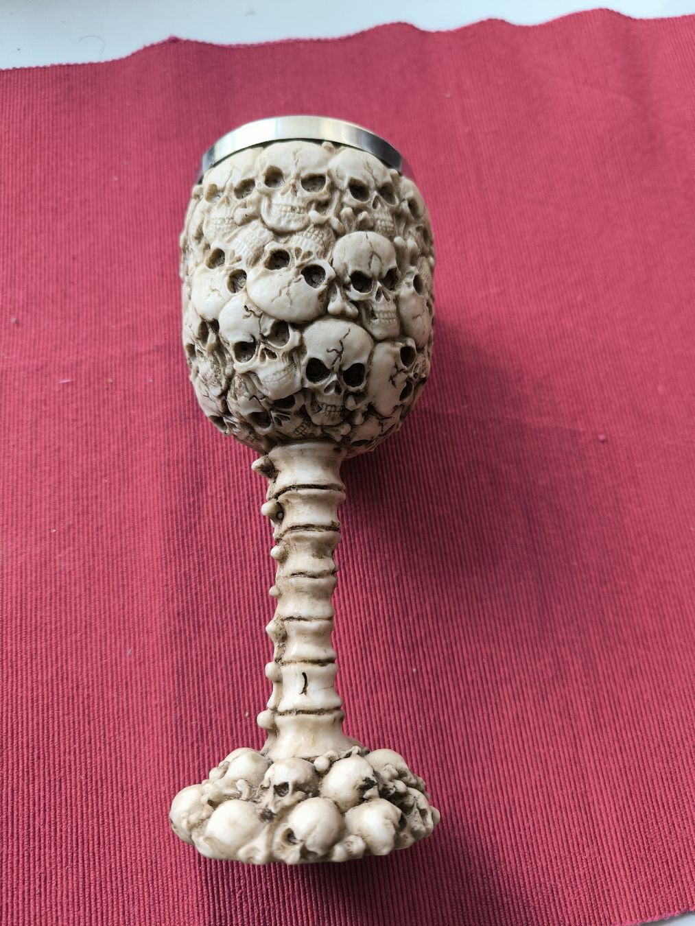 Tutte le decorazioni: Skull-Kelch mit Edelstahleinsatz – Usato da Zürich venduto da protea59 1