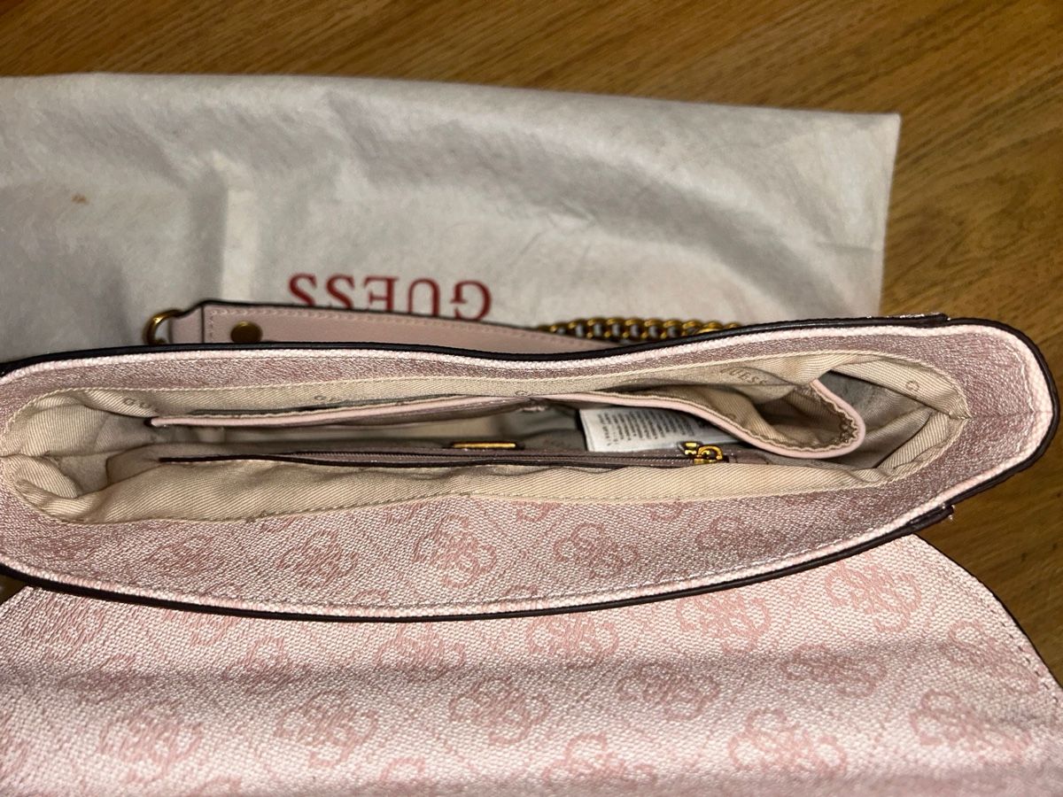 Guess Borse da donna: Guess Schultertasche pink – Nuovo (secondo la descrizione) da tann venduto da Luizi 2