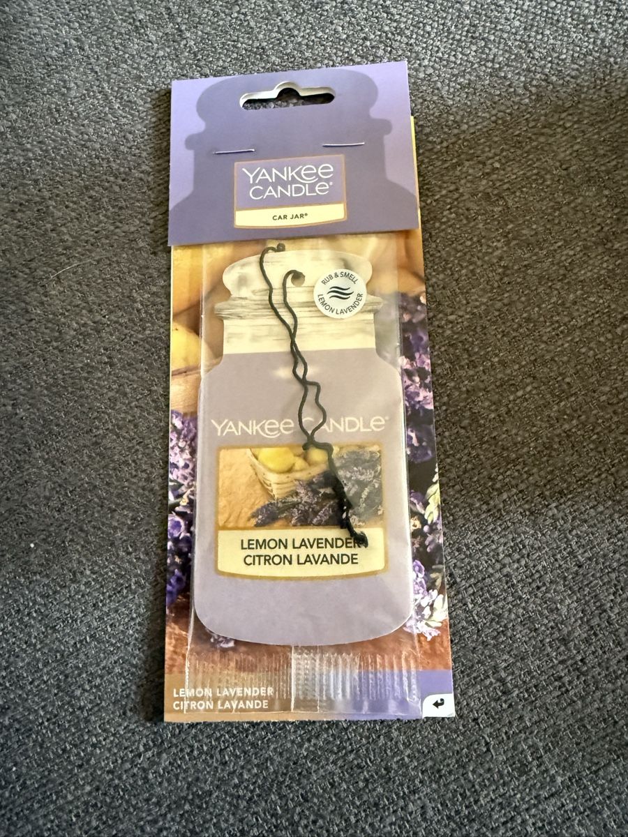 Spray per ambienti: Profumo auto Yankee Candle limone e lavanda – Nuovo e nell'imballaggio originale da Chiasso venduto da pri_yp8y