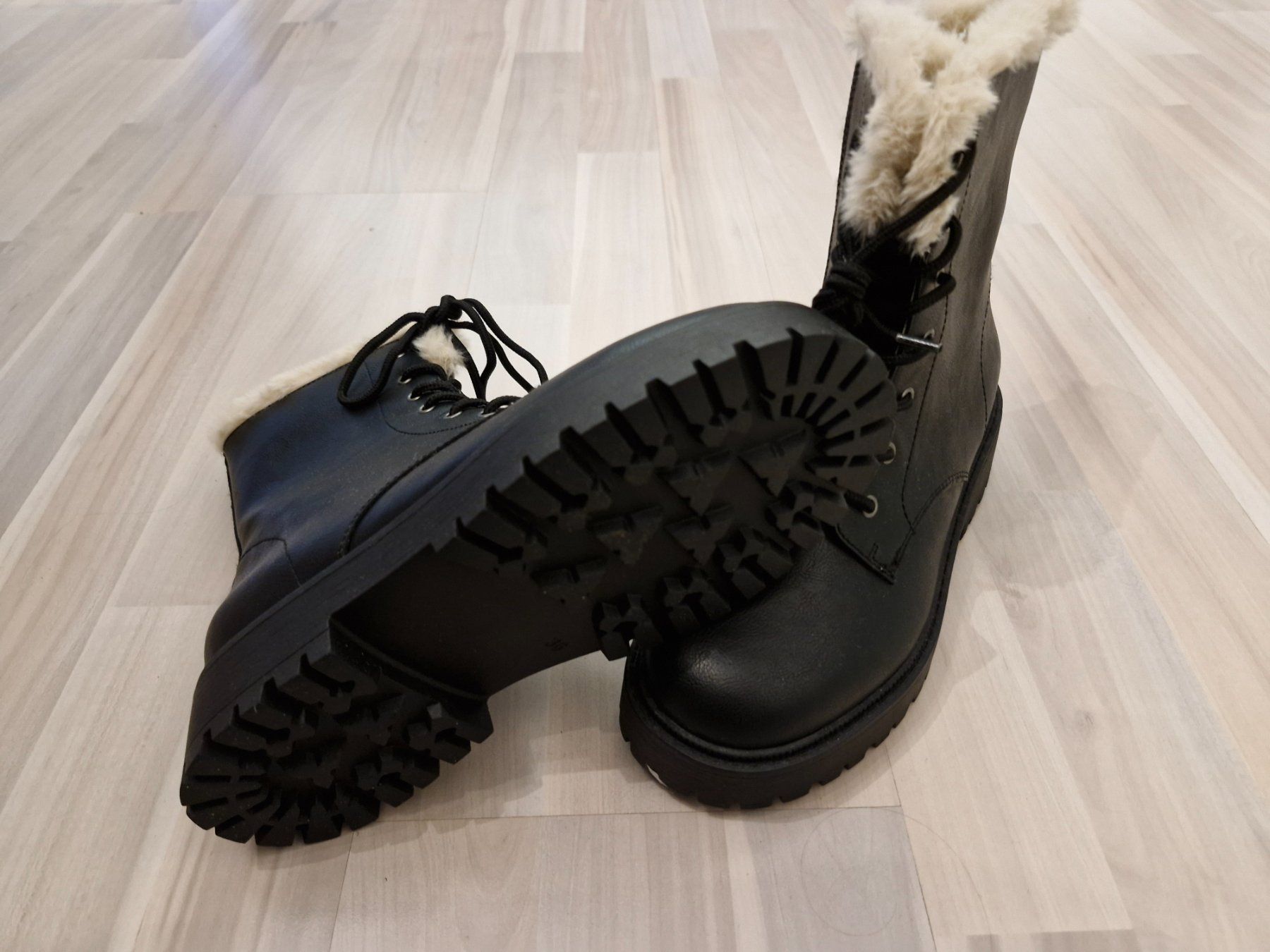 Scarpe per ragazze: Winterstiefel 36 – Nuovo (secondo la descrizione) da Rümlang venduto da rafi012 1