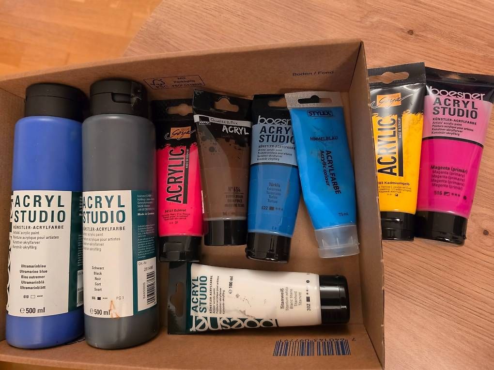 Colori: Acrylfarben Occasion – Usato da Winterthur venduto da Christinakim