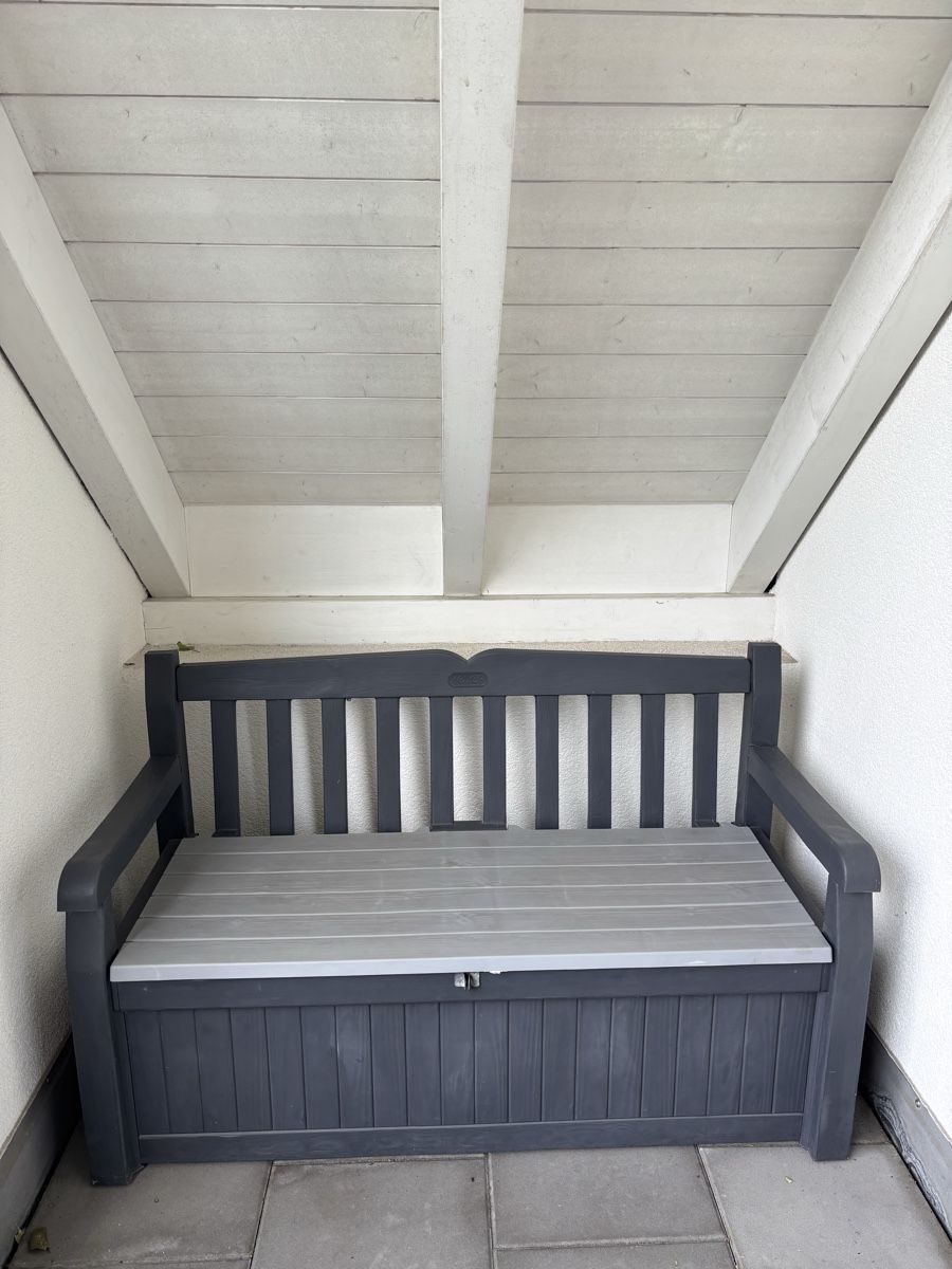 Panchine: Gartenbank mit Stauraum – Usato da Wallisellen venduto da whiterose1