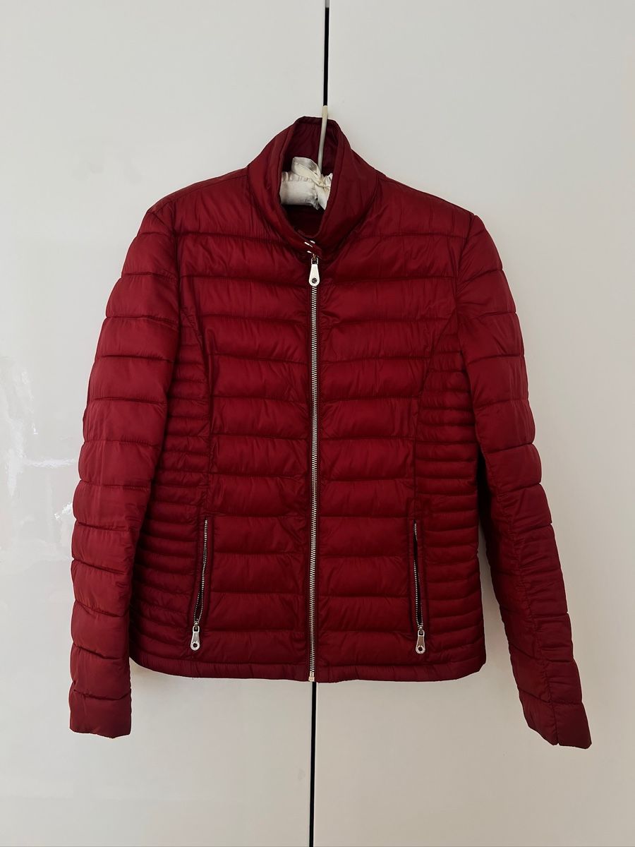 Massimo Dutti Giacche: LIKE NEW Massimo Dutti puffer jacket, size M – Nuovo (secondo la descrizione) da Zürich venduto da SandroMaje
