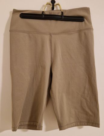 43) beige Sport-Radlerhose von H&M, Grösse S