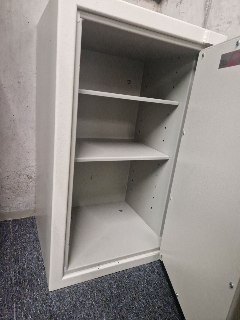 Casseforti: Tresor / Kassenschrank BBS E 800 EZ – Usato da Cham venduto da Dave63 2