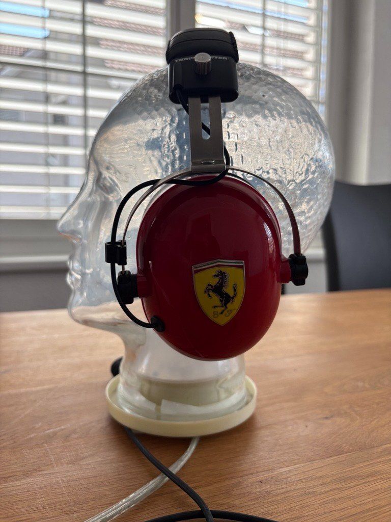 Thrustmaster Kopfhörer: Thrustmaster Racing Scuderia Ferrari Edition-DTS – Gebraucht aus Gams von Hannes278 1