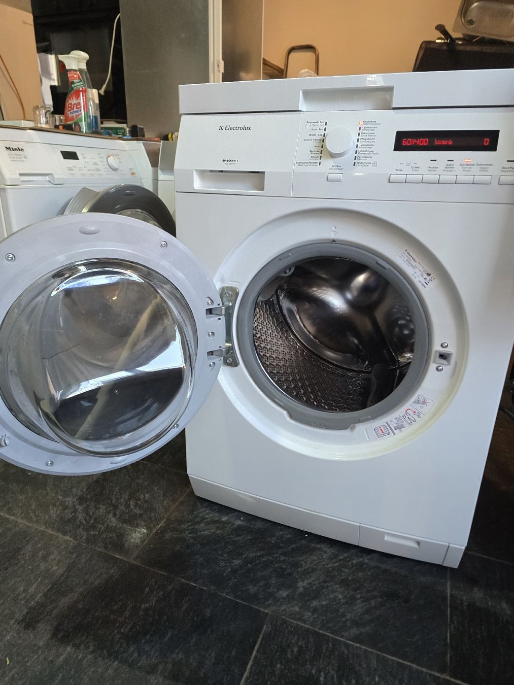 Electrolux Lavatrici: waschmaschine Electrolux 7kg. – Usato da Oberburg venduto da B-2 3