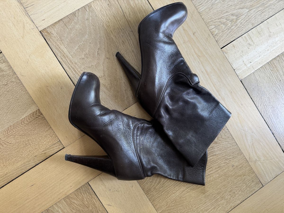 Bally Scarpe da donna: Bally Stiefelletten u. gratis Stiefel Gr. 38.5 – Usato da Bern venduto da Sonne26Mond 2